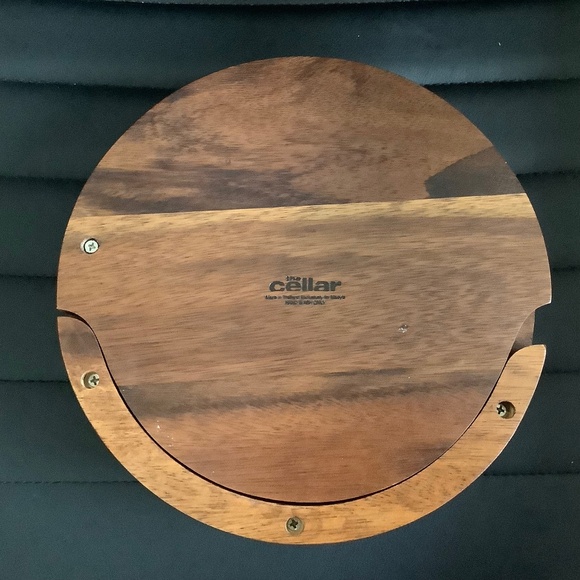 The Cellar - Cheese Board Set - Picture 7 of 7